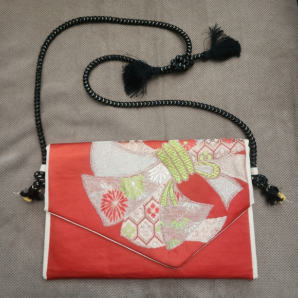 Vintage Kimono fabric asymmetrical rope tie strap crossbody - Picture 11 of 11